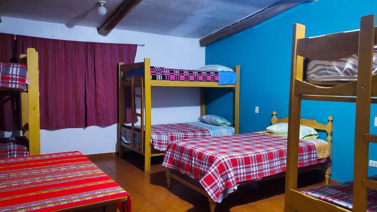 Hostel Colonial *